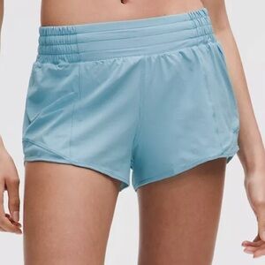 Lululemon 6 hottie hot short high rise lined Light Blue Women's Shorts 2.5” run